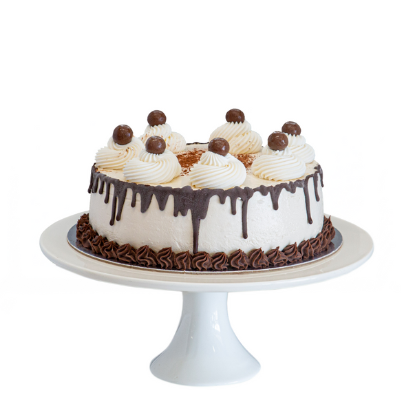 Chocolate Baileys Drip Cake! 3... - Sweet Treats Boutique | Facebook